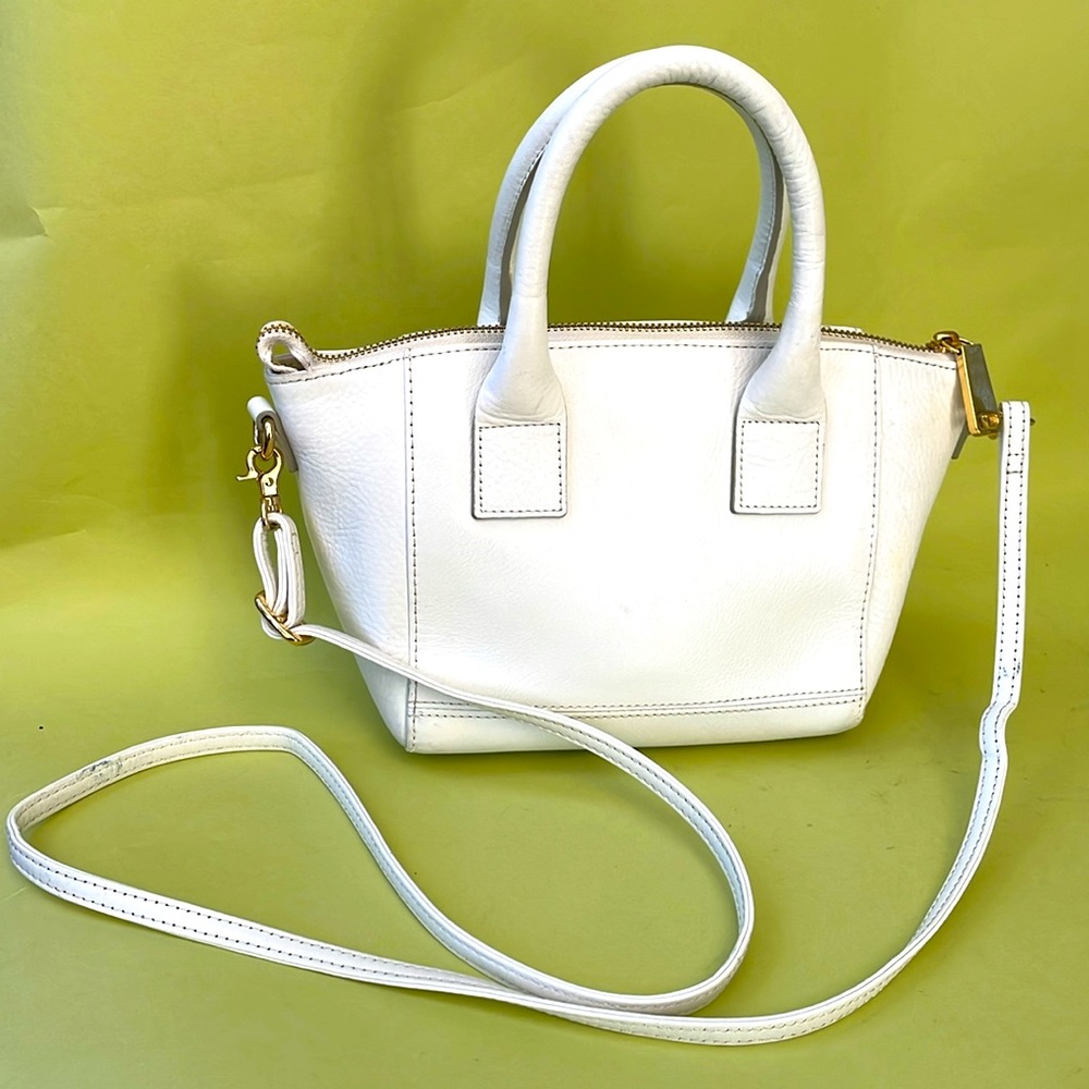 White/gold Blue Label Crestbridge of Burberry pebbled leather mine bag - Picture 11 of 16